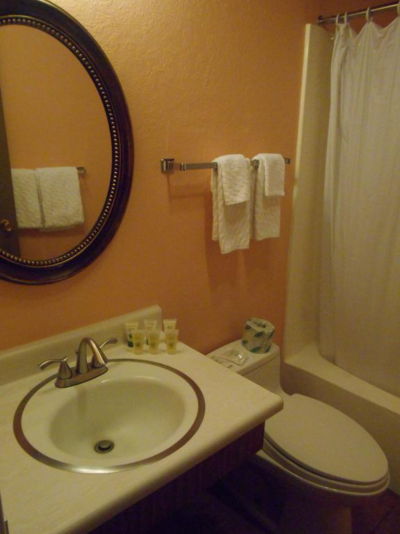 Victorian Inn Sparks Δωμάτιο φωτογραφία